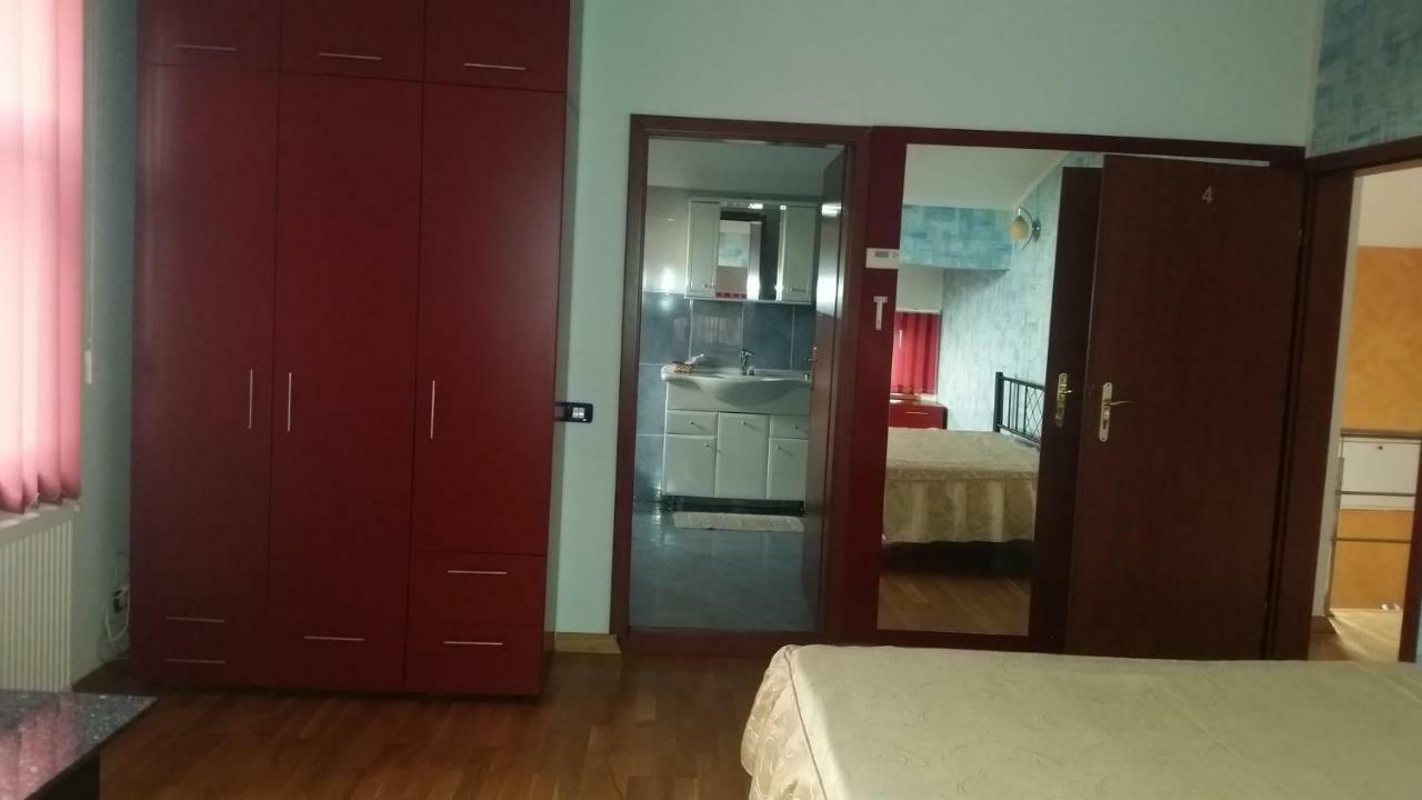 Cristalex Villaverde Bucharest Pantelimon Exteriör bild