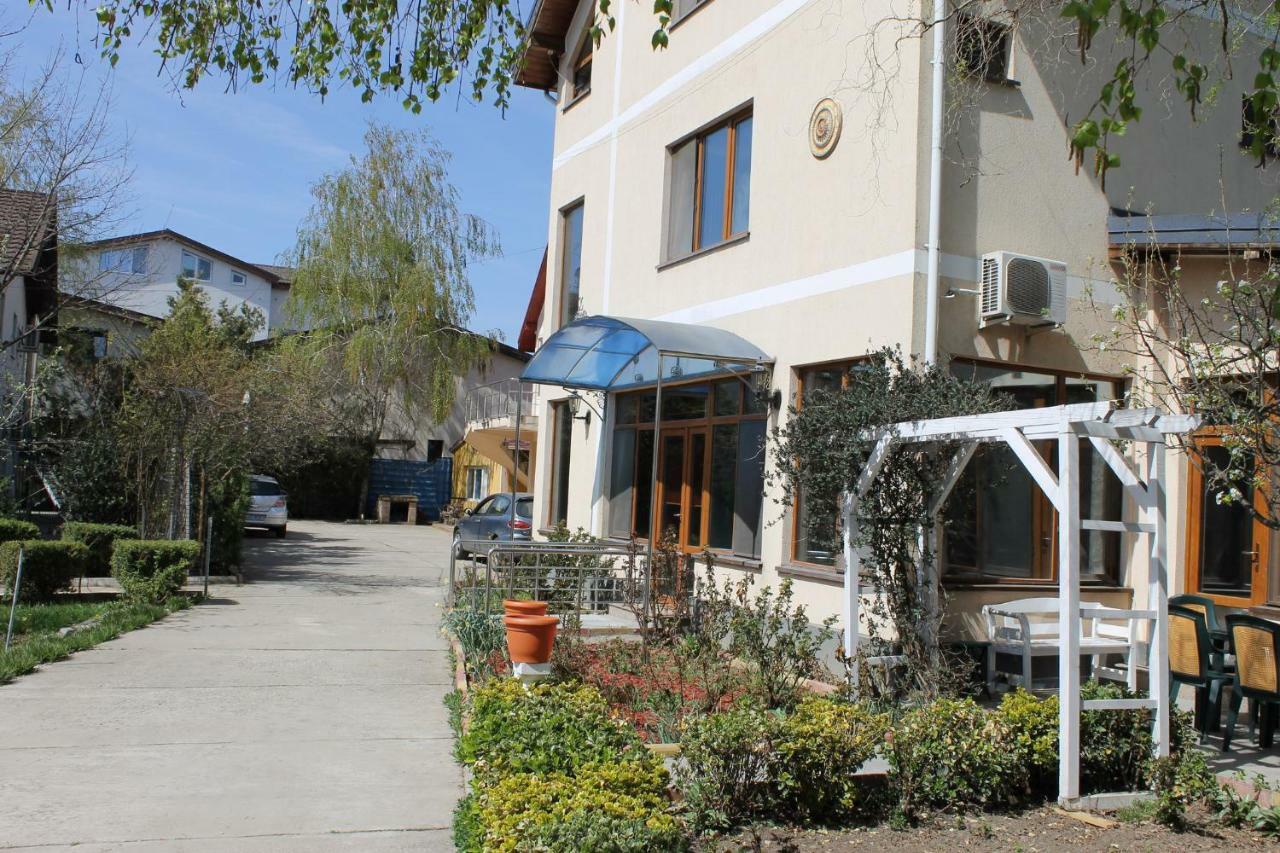 Cristalex Villaverde Bucharest Pantelimon Exteriör bild